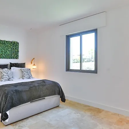 Brand New Waterfront With Pool Faro