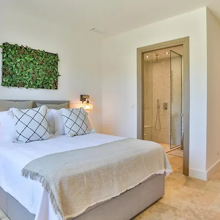 Brand New Waterfront With Pool Villa *