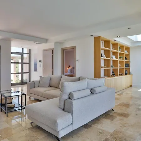 Villa Brand New Waterfront With Pool Faro