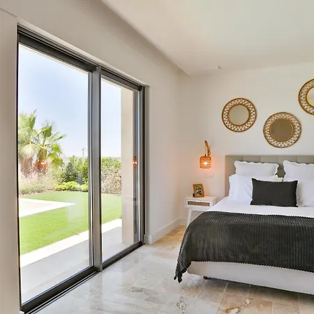 Brand New Waterfront With Pool *