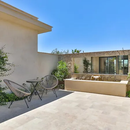 Brand New Waterfront With Pool * Faro