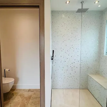 Brand New Waterfront With Pool * Faro