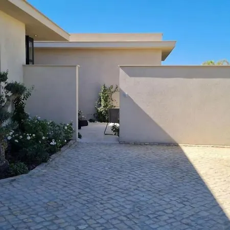 Villa Brand New Waterfront With Pool Faro