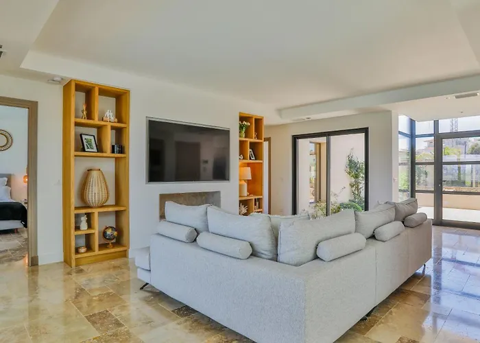 Brand New Waterfront With Pool Villa *