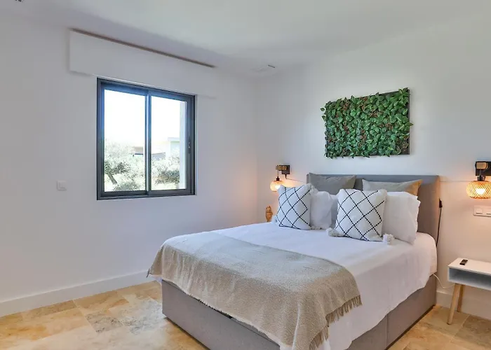 Brand New Waterfront With Pool Villa *