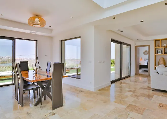 Brand New Waterfront With Pool Villa Distrito de Faro